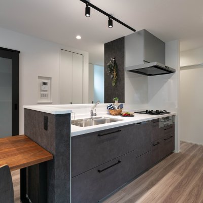 築35年、家族の思い出を引き継ぐ断熱耐震リノベーション