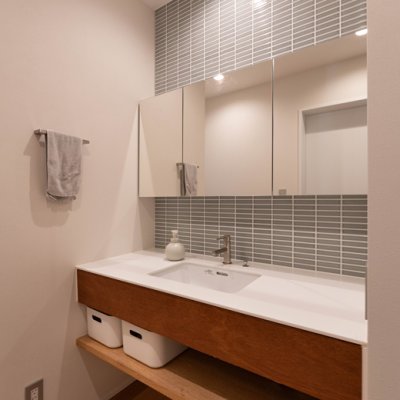 無垢素材を大切にした、お気に入りの家具が彩る暮らし