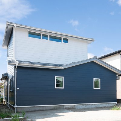 家族の趣味を活かした、猫も快適な遊び心満載のリノベーション